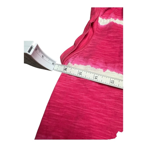 Banana‎ Republic Vibrant Pink Malibu Tee size medium - Picture 3 of 5